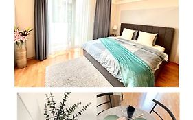 Acacia Aparhotel-Near New York Cafe